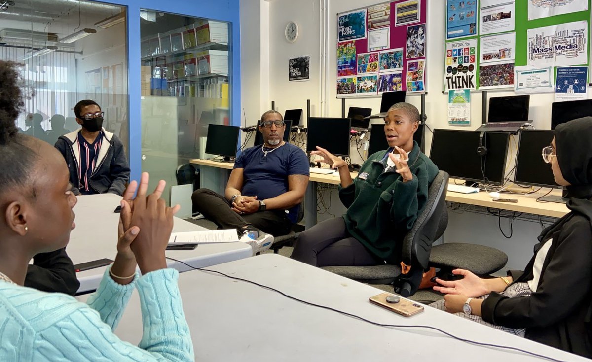 Meeting discussion on organising at school